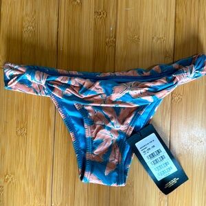 Vix Paula Hermanny Bikini Bottom